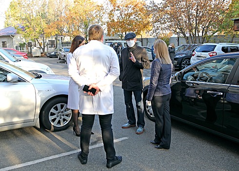 Транспортное обслуживание медиков организовали депутаты краевой Думы