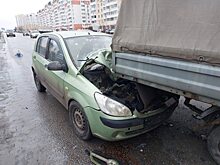 В Солнечном-2 в тройной аварии пострадала женщина из мини-грузовика «Hyundai Porter»