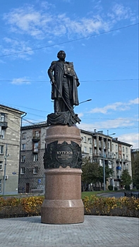 Недочеты вскрылись после установки памятника Кутузову в Новокузнецке