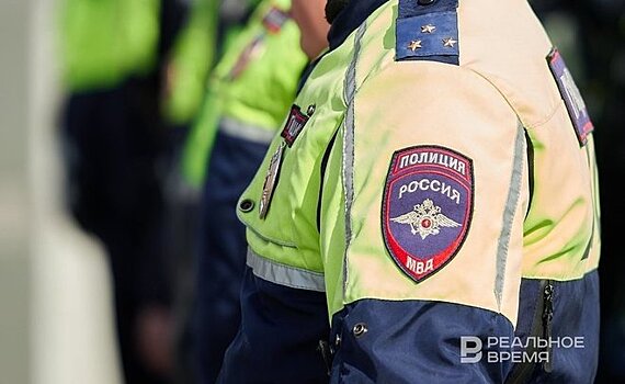 В Казани ГИБДД взяло на контроль незаконную "парковку" на автобусной полосе по улице Глушко
