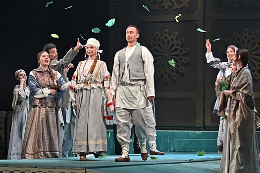 Русист из Донецка: Едем в драмтеатр на "Грозу" Островского. Билеты расхватывают моментально!