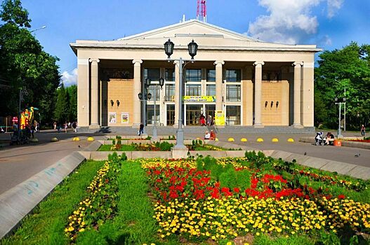Кировчане могут сами выбрать вариант благоустройства территории у филармонии