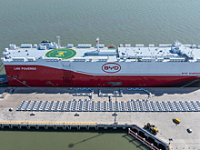 Самый большой в мире морской автовоз отправился в первый рейс