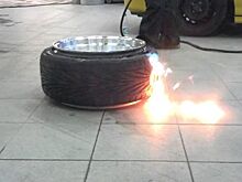 Как советские автолюбители ремонтировали шины огнем