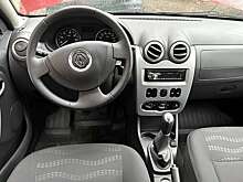 Дешевле 1 млн: в России продают почти новый Renault Sandero Stepway