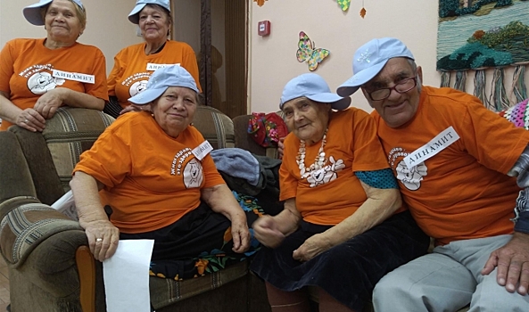 В Волгоградской области работают «детские сады» для пожилых