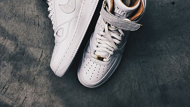 8 лайфхаков, как отмыть белые кроссовки в домашних условиях