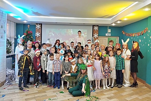 "Зяблицев-Фонд" подарил новогоднее настроение юным екатеринбуржцам