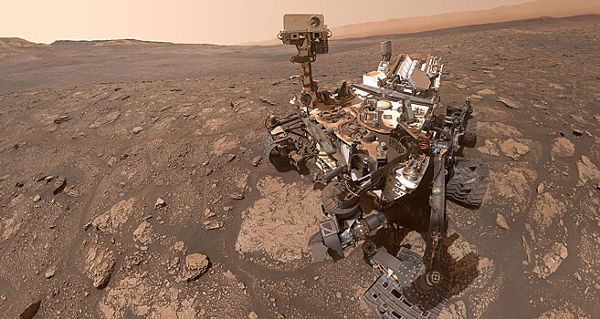 Марсоход NASA Curiosity прислал на Землю очаровательное селфи