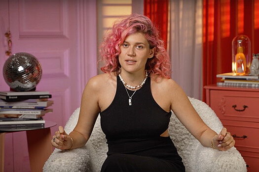 Блогерша Ксения Дукалис ждет ребенка от предпринимателя из Армении