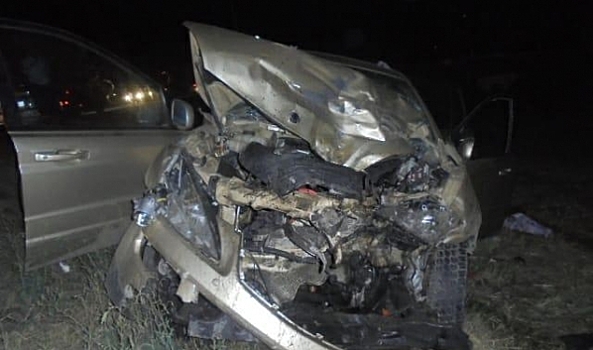 В Воронежской области «КамАЗ» врезался в две легковушки: пять человек в больнице