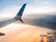 В российском аэропорту приземлился самолет с дырой в хвосте