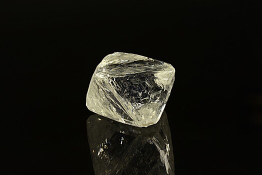 "АЛРОСА" продала в Дубае 112 крупных алмазов на $7 млн