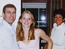 Фотограф подтвердил достоверность фото принца Эндрю с 17-летней Вирджинией Джуффре