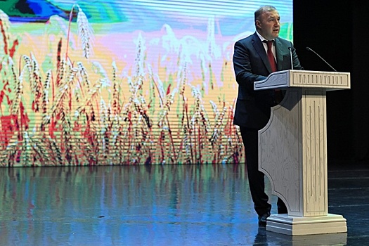 В Адыгее торжественно наградили лидеров уборочной кампании