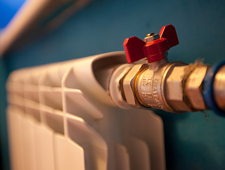 Жилищный фонд Петербурга начали готовить к зиме