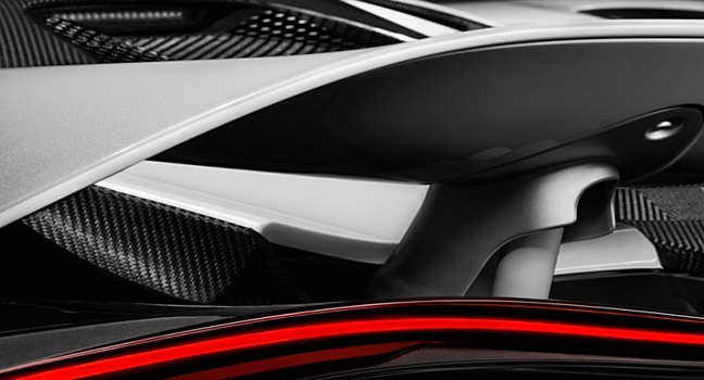 Роскоши много не бывает: Bugatti Centodieci — наследник модели EB110, стоимостью 650,7 млн рублей