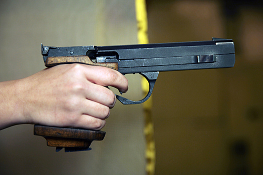 Участников подростковой банды разыскивают за вооруженное вымогательство