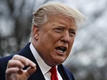 Названы причины заморозки Трампом военной помощи Украине