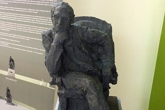 В Красноярске увековечат память Михаила Годенко и Владимира Высоцкого