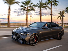 Супергибрид Mercedes-AMG C 63 оказался намного дороже, чем BMW M3