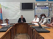 «Следите за базаром»: депутат и глава муниципального совета на заседании по культуре в Петербурге