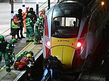 Полиция скрыла национальность устроившего кровавое нападение с ножом на пассажиров поезда