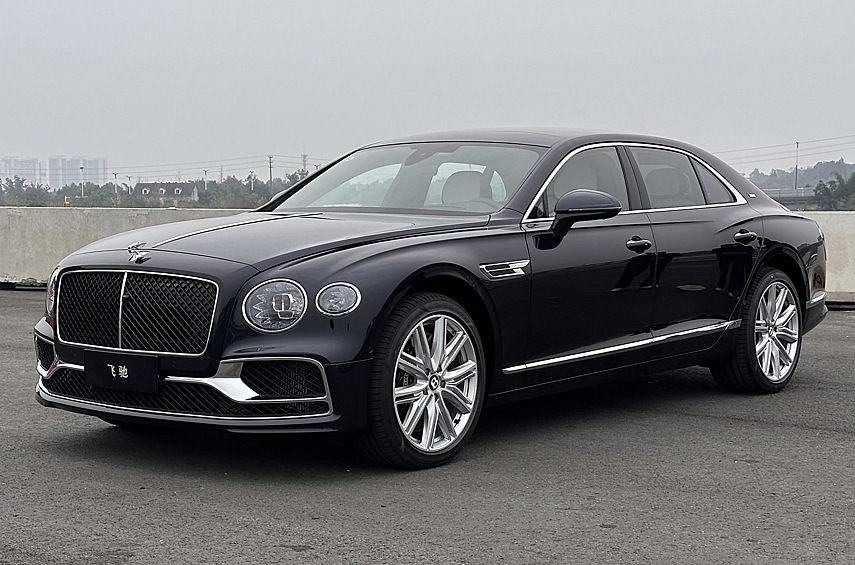 Bentley Flying Spur Panda Edition. Британская фирма посвятила уникальный седан для КНР панде.