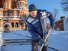 Ижевчан просят помочь расчистить от снега территорию Михаило-Архангельского собора