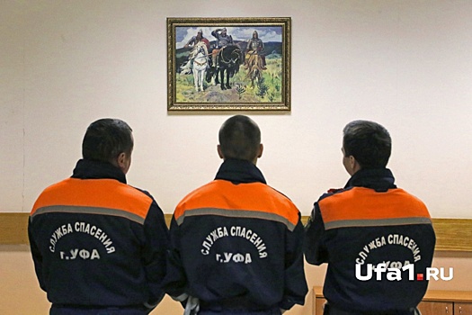 Металлическая ловушка: застрявший между гаражами уфимец ждал помощи 10 часов