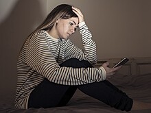 Нейропсихолог ответила, для кого особенно опасны чат-боты