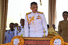 Король Таиланда Рама Х сократил до одного года тюремный срок экс-премьеру страны