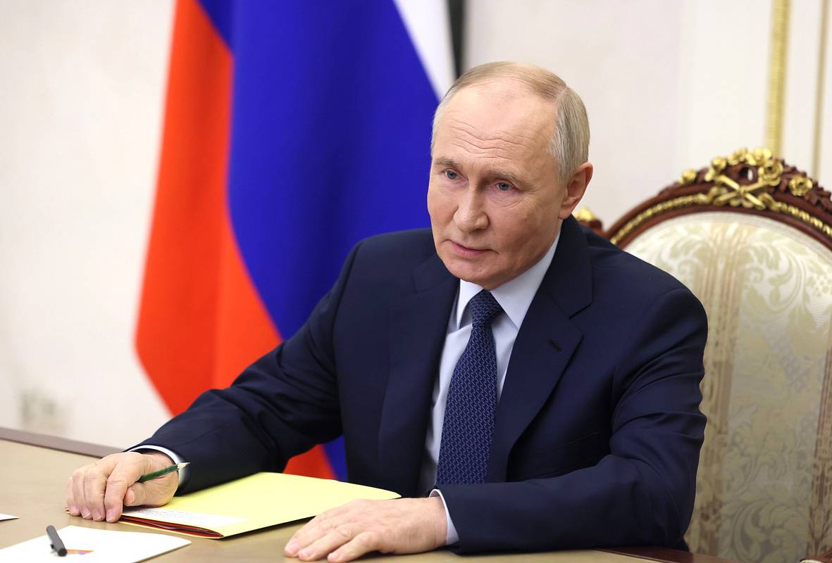 Путин присвоил звание генерал-полковника главе службы МВД по регистрации мигрантов