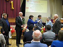 Супругов Шишкиных и Исаковых поблагодарили за крепкие семейные союзы