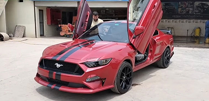 Пакистанец превратил Kia Spectra в Ford Mustang, а Vauxhall в Dodge Challenger