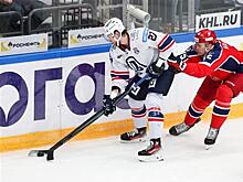 Хоккейная "Лада" проиграла ЦСКА