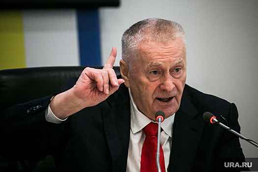 Жириновский предсказал крах доллара при обострении отношений России и США