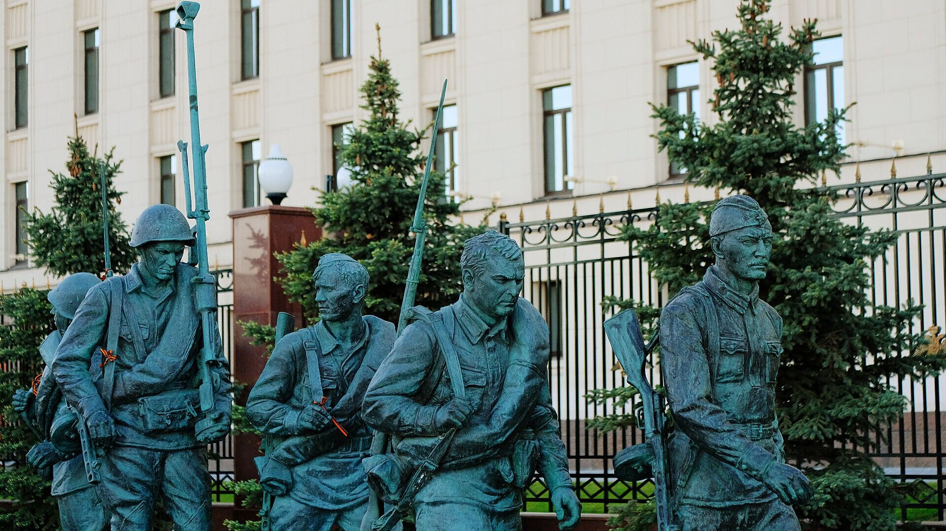 Москвичи могут принять участие в сборе историй о памятниках Великой Отечественной войны