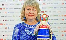 Жительница Курской области получила звание народного мастера России