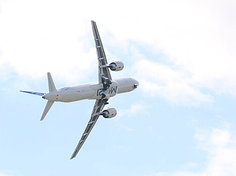 Двигатели самолета МС-21 испытают в «бассейне» на взлетной полосе