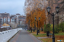 Фото дня. Два разнородных мира в Нижнем Новгороде