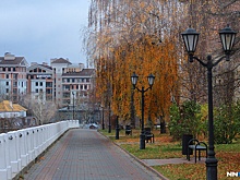 Фото дня. Два разнородных мира в Нижнем Новгороде