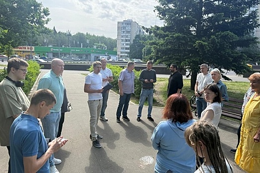 Глава управы Старого Крюково рассказал о предстоящем благоустройстве пространства за корпусом 901