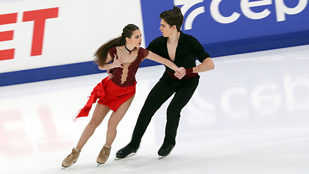 Фигуристы Коломенская и Фролов перешли в группу Крыловой