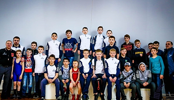 Ребята из Детско-юношеской спортивной школы стали призерами турнира по греко-римской борьбе
