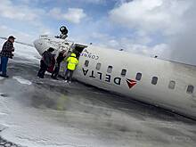 Крушение самолета в Торонто сняли на видео из кабины пилотов другого лайнера