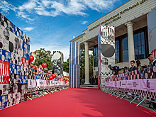 Мигрант-соблазнитель, казахский Камю и страшная мать. Какое кино победило на "Крае света"