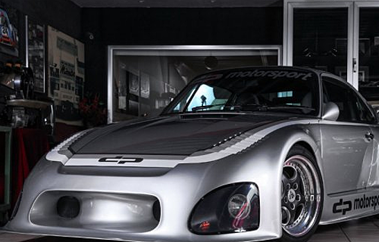 DP Motorsport превратила Porsche 965 в легендарный 935