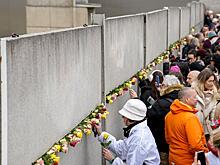 Назад в ГДР? Восточные немцы продолжают рассчитывать на нашу поддержку