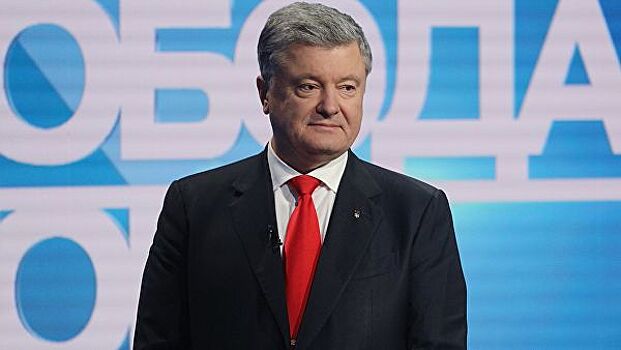 Порошенко возглавил президентский антирейтинг в пяти областях Украины